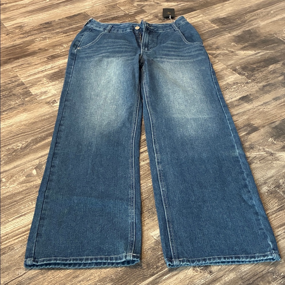 Wide Leg Blue Jeans